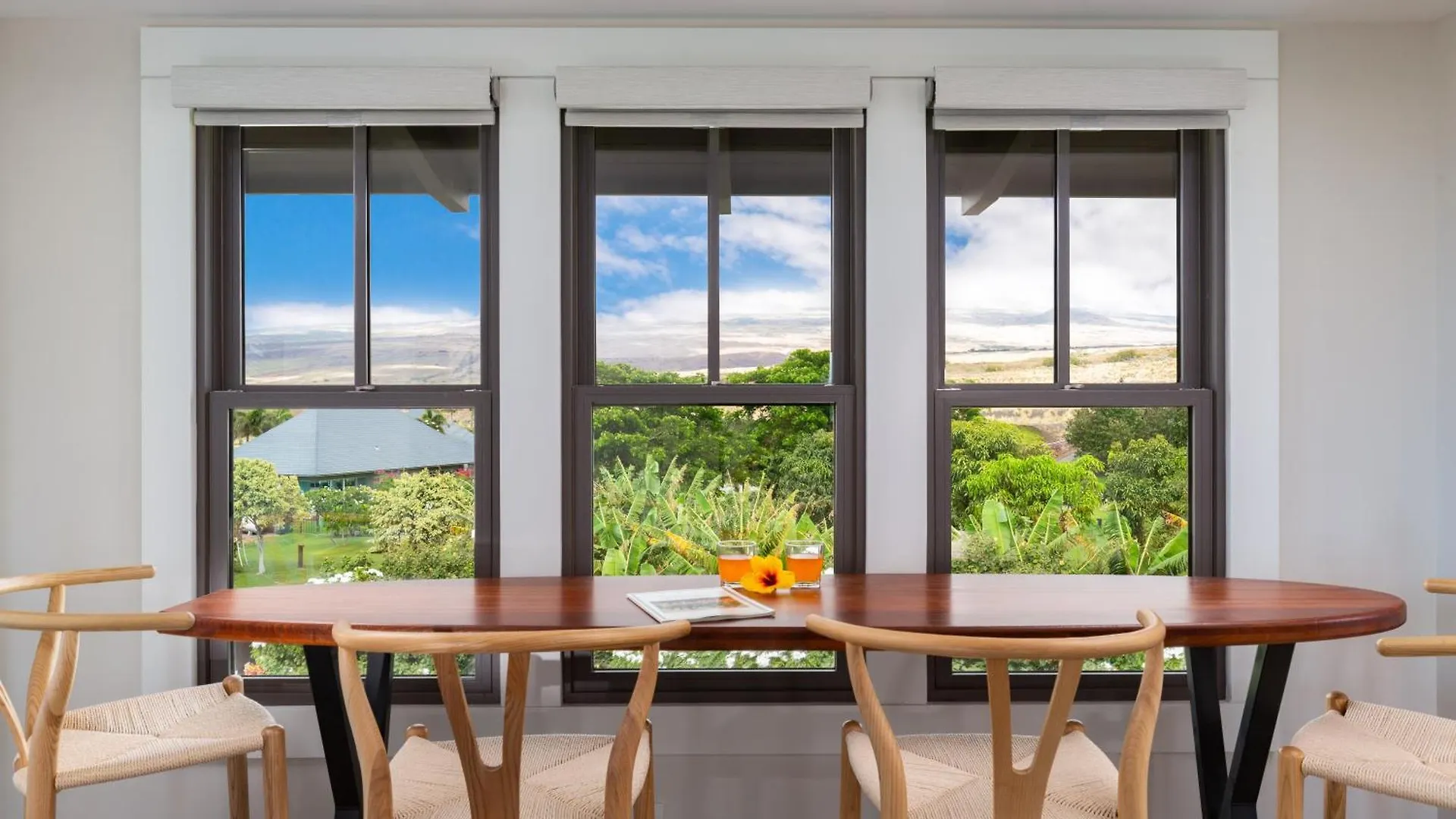 Semesterbostad Blue Serenity Luxurious Home In Private Community With Heated Private Pool Spa Detached Ohana Suite Waimea  USA