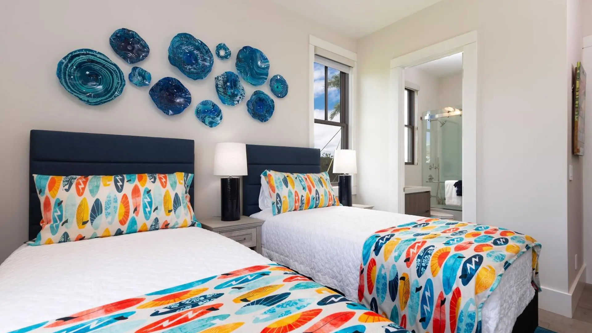 Blue Serenity Luxurious Home In Private Community With Heated Private Pool Spa Detached Ohana Suite Waimea  Waimea (Hawaii)